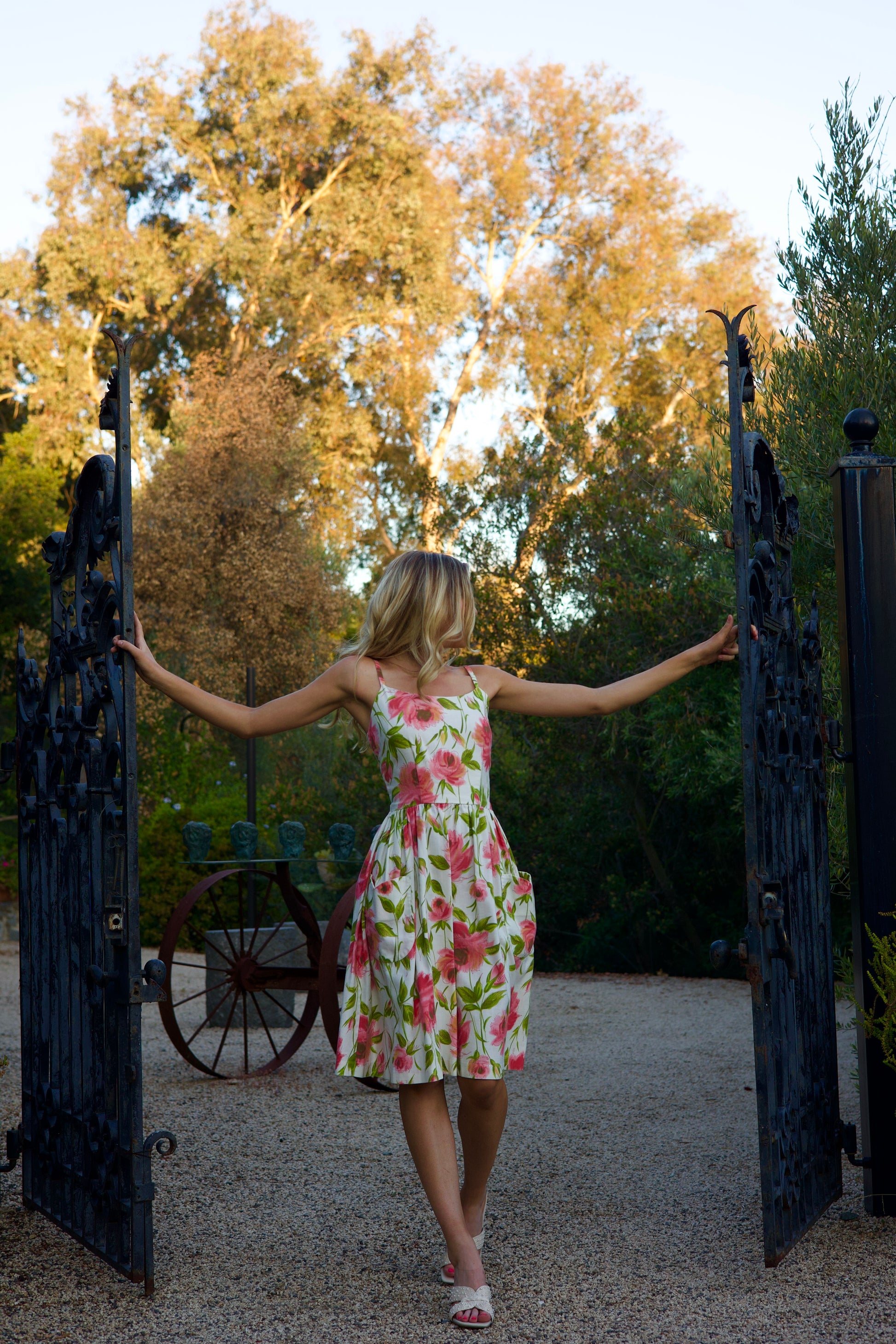 Vintage ROSE - 1950s Sundress with Oversized Pockets